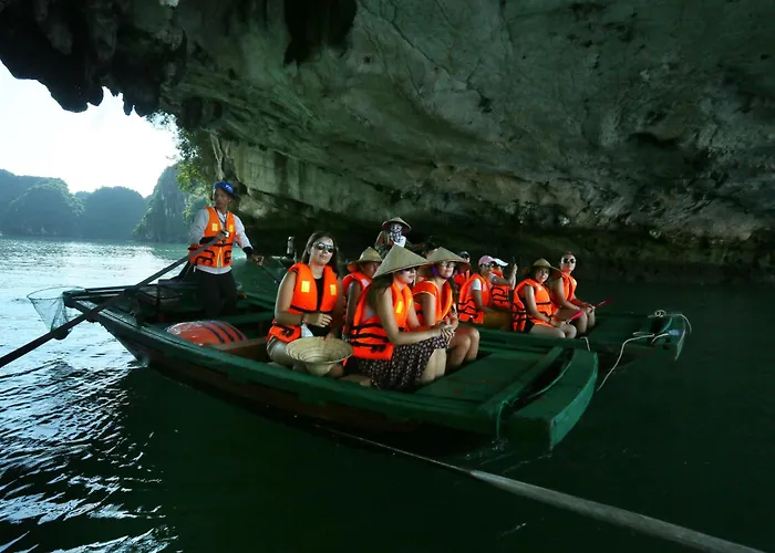 Garden Legend Cruise Khách sạn