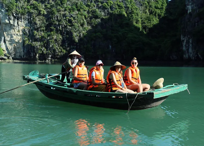 Garden Legend Cruise Khách sạn Hạ Long